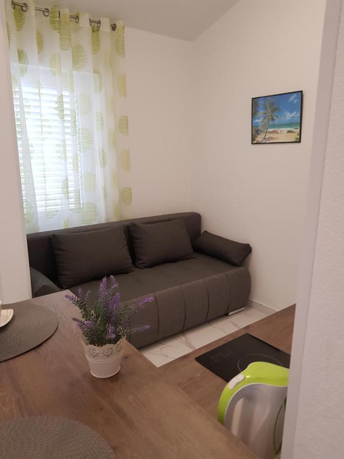 Apartments Sun Dance With Heated Pool โนวาลยา ภายนอก รูปภาพ