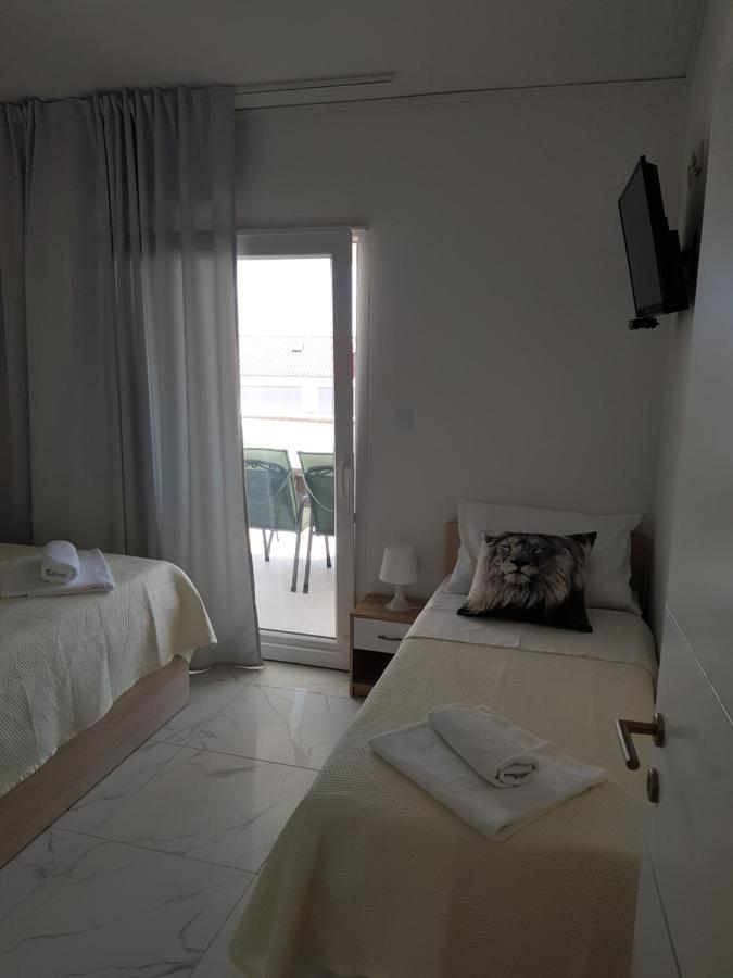 Apartments Sun Dance With Heated Pool โนวาลยา ภายนอก รูปภาพ