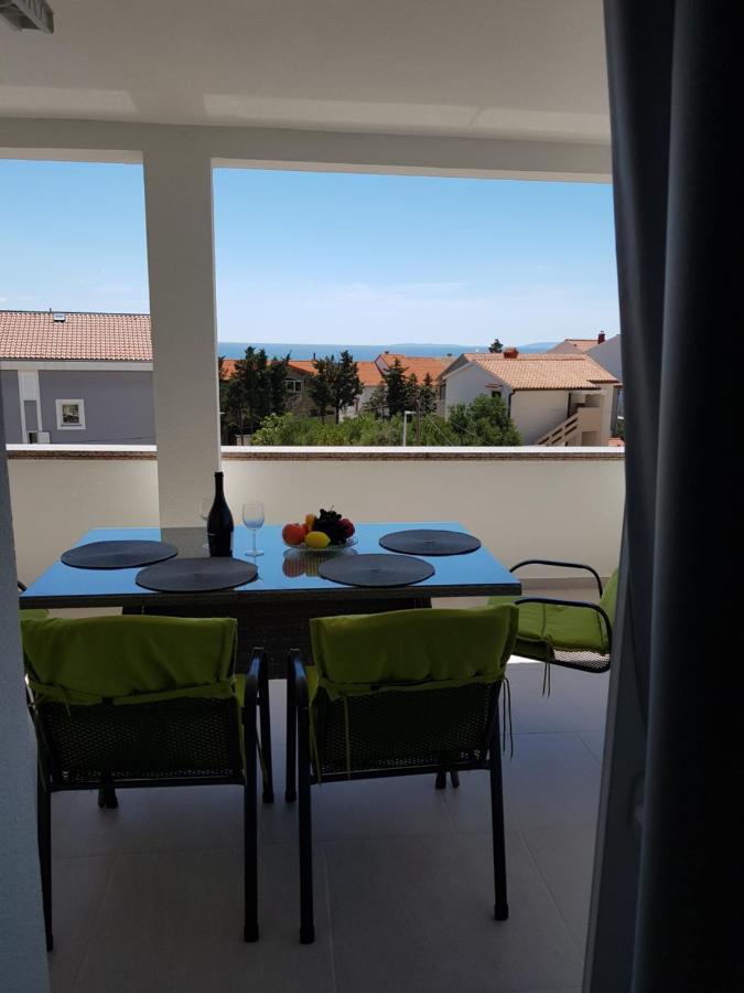 Apartments Sun Dance With Heated Pool โนวาลยา ภายนอก รูปภาพ
